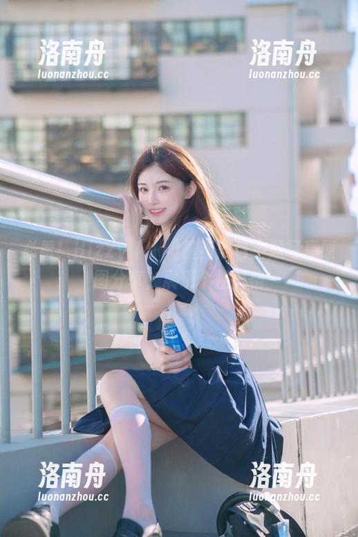 必看！Hizzy (히지)最新黑色主题写真原图分享，展现个性风格